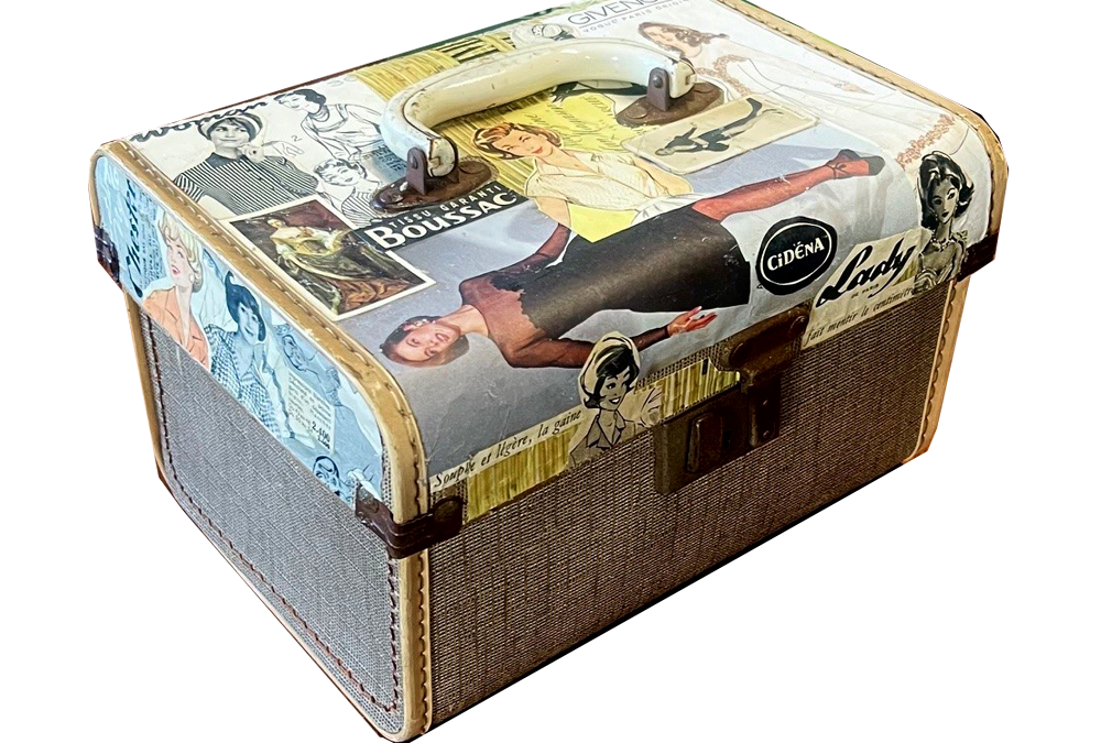 SMALL CASE FASHION